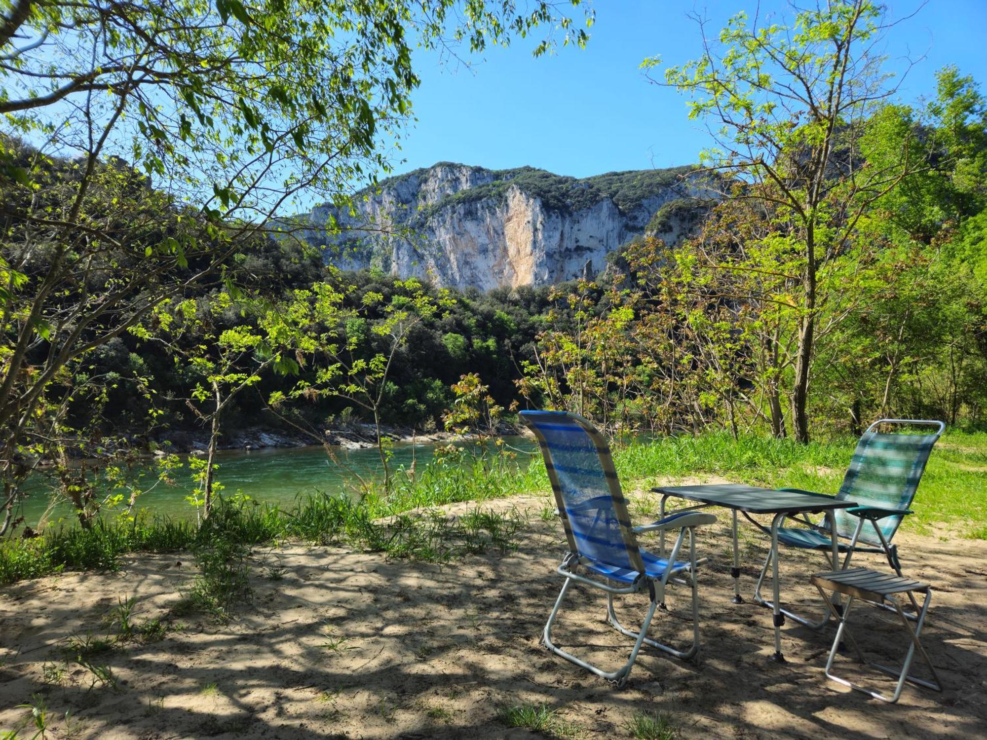 Camp Des Gorges - Camping Nature วัลลงปงต์ดาร์ก ภายนอก รูปภาพ