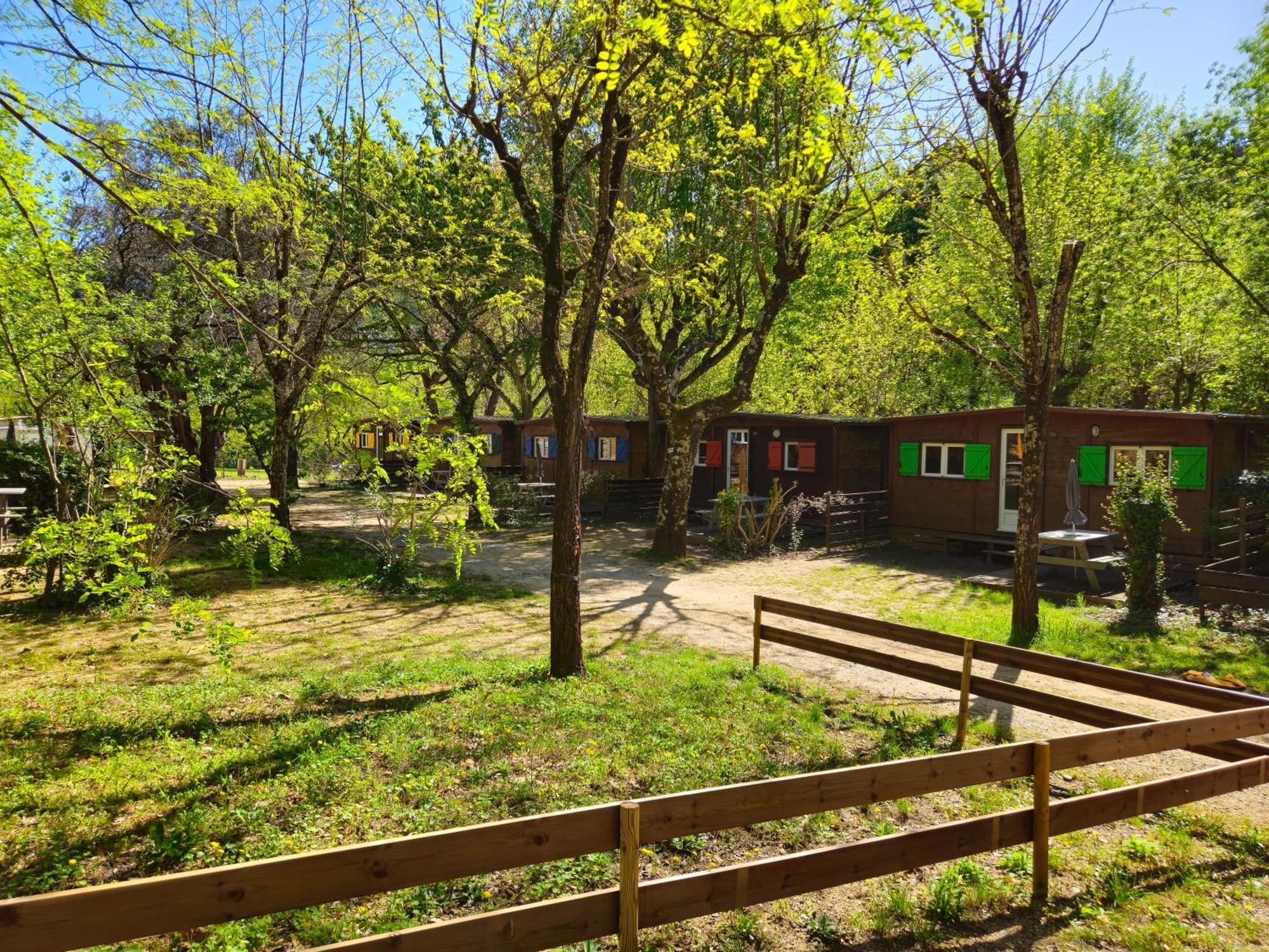 Camp Des Gorges - Camping Nature วัลลงปงต์ดาร์ก ภายนอก รูปภาพ